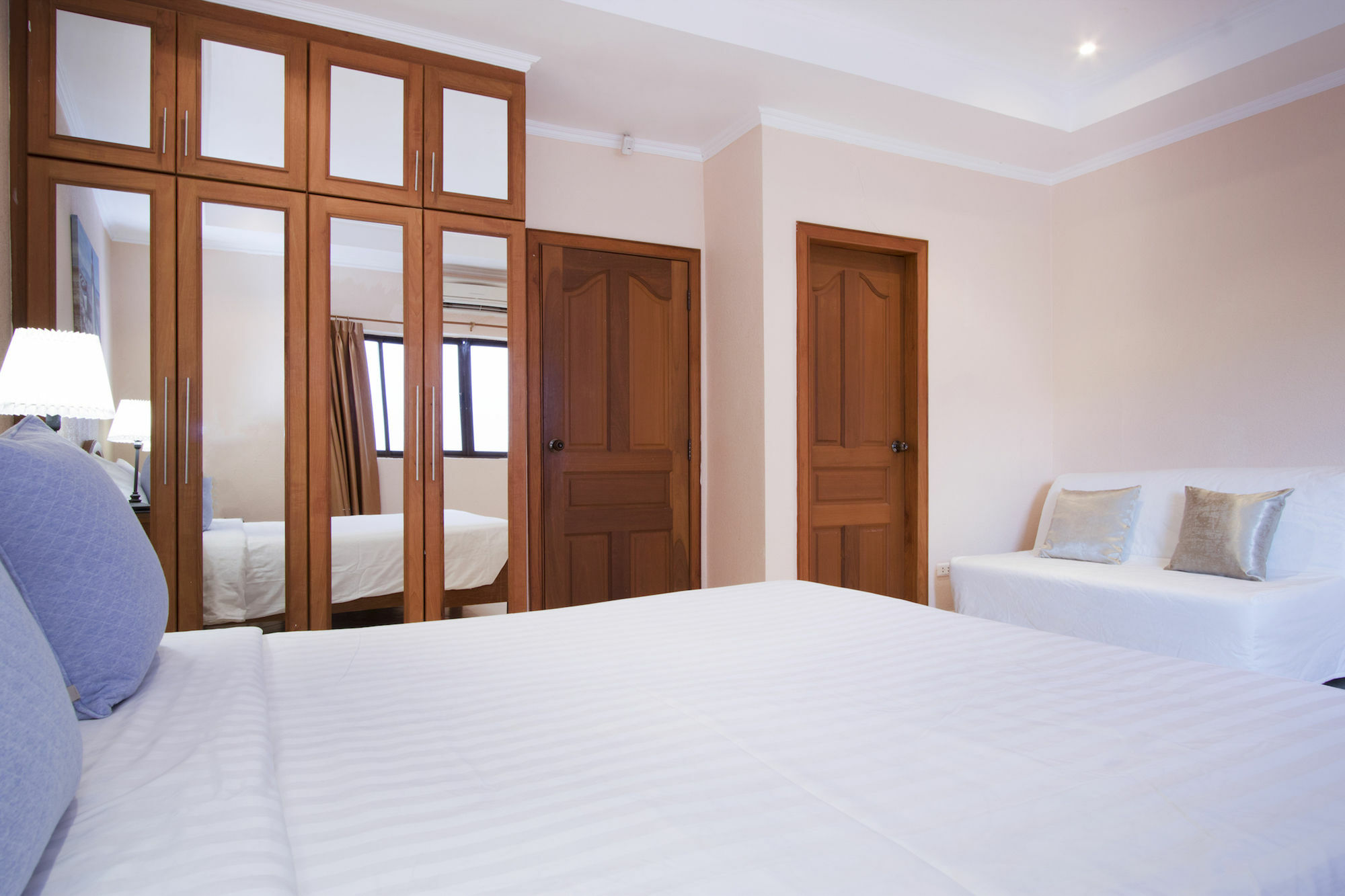Ashford Villas Cosy Beach Pattaya Eksteriør bilde